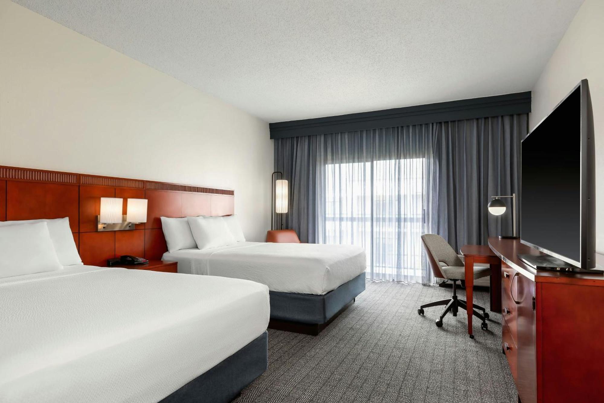 Courtyard By Marriott Minneapolis-St. Paul Airport Mendota Heights Buitenkant foto